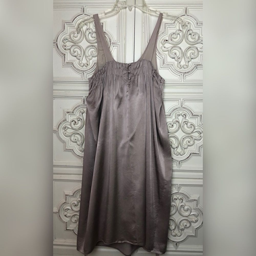 Vince taupe silk sleeveless midi dress size XS - Picture 4 of 8